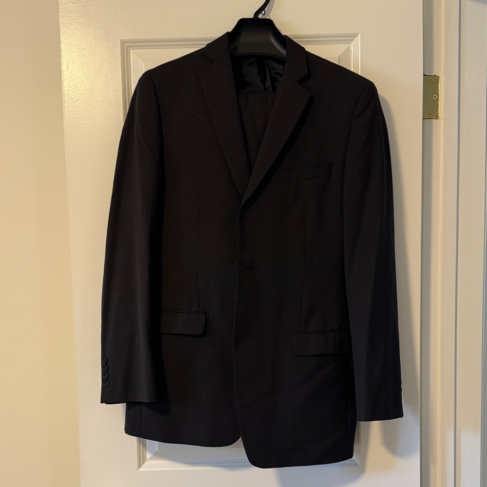 DKNY Elegant Black Blazer